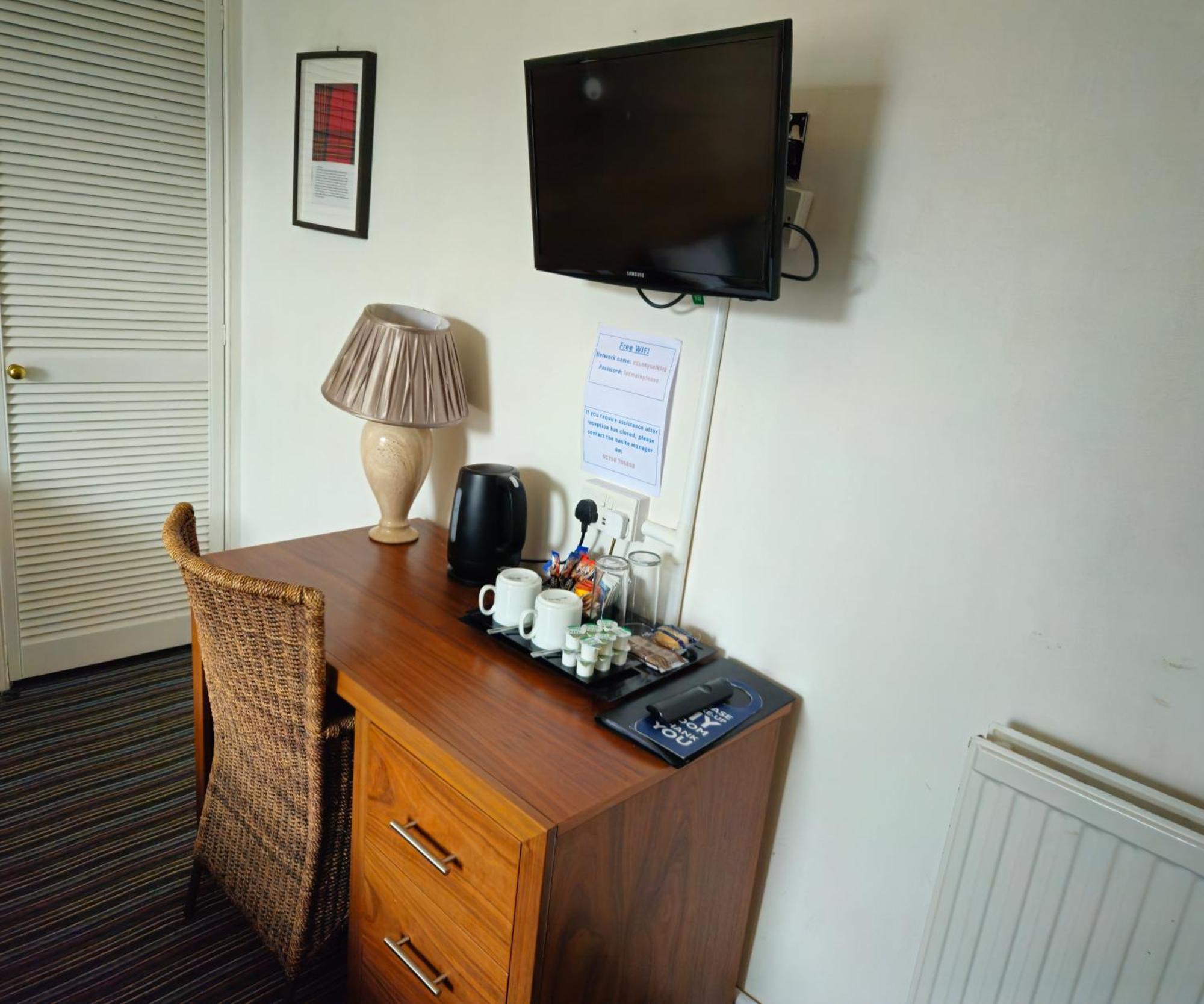 The County Hotel - Self Check-In, Ultra Fast Wi-Fi, Free Parking, Central Location Селкерк Екстер'єр фото