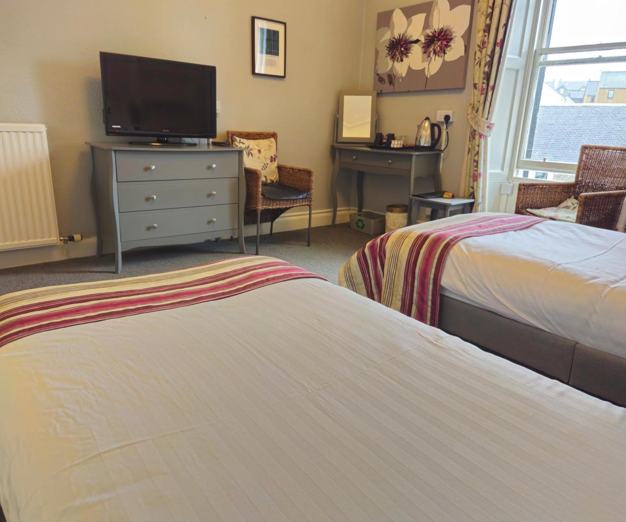 The County Hotel - Self Check-In, Ultra Fast Wi-Fi, Free Parking, Central Location Селкерк Екстер'єр фото