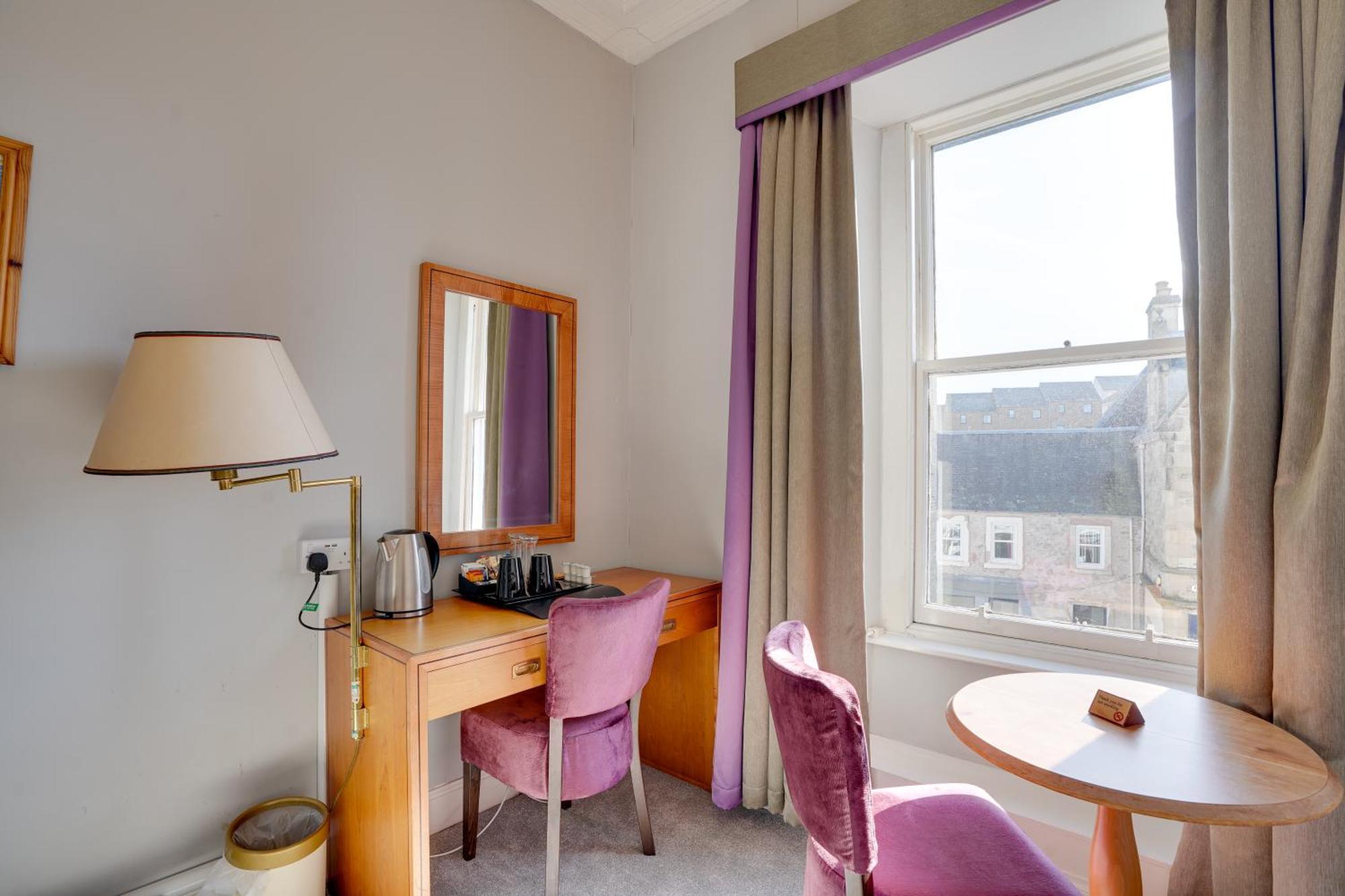 The County Hotel - Self Check-In, Ultra Fast Wi-Fi, Free Parking, Central Location Селкерк Екстер'єр фото