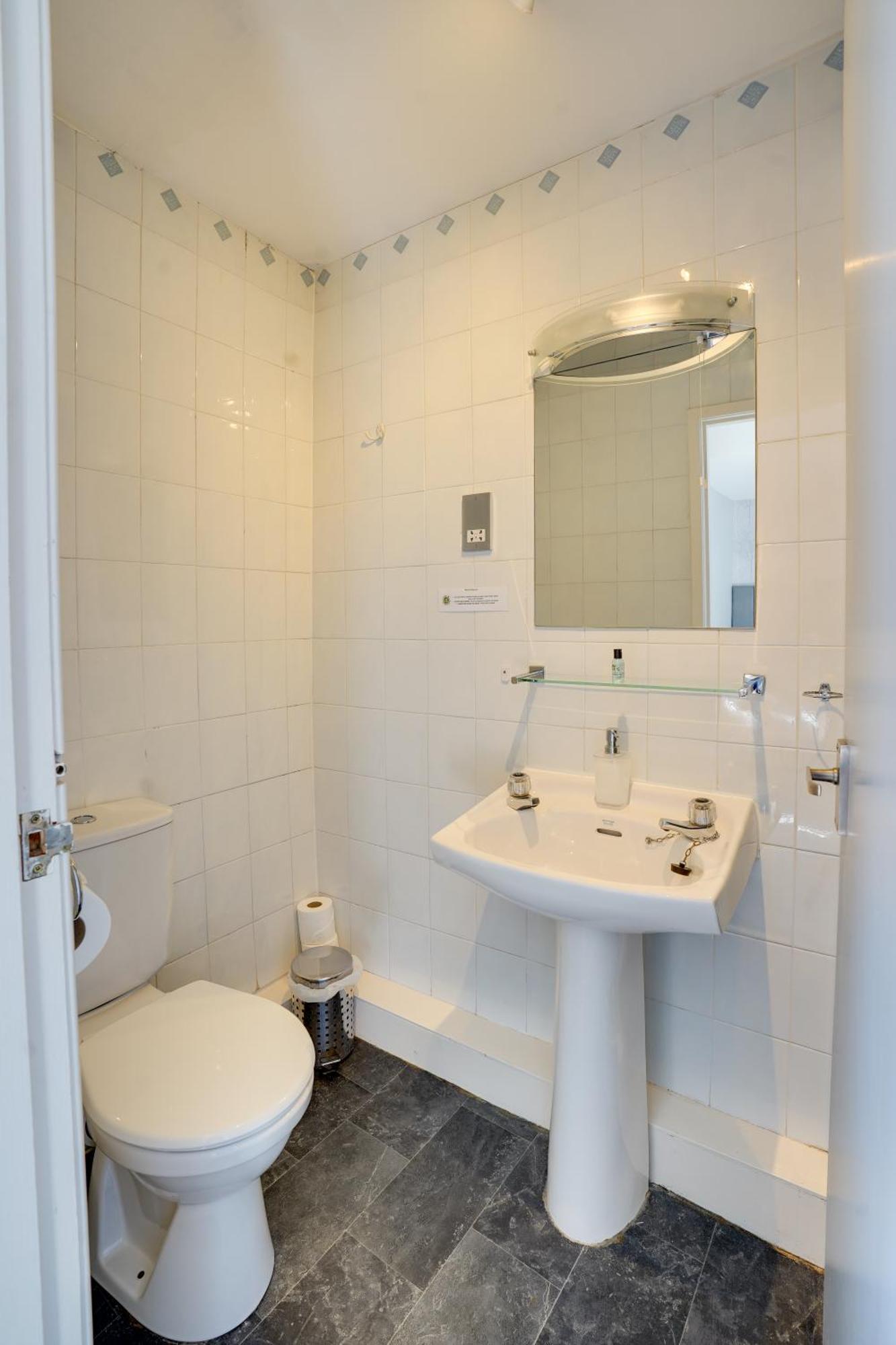 The County Hotel - Self Check-In, Ultra Fast Wi-Fi, Free Parking, Central Location Селкерк Екстер'єр фото