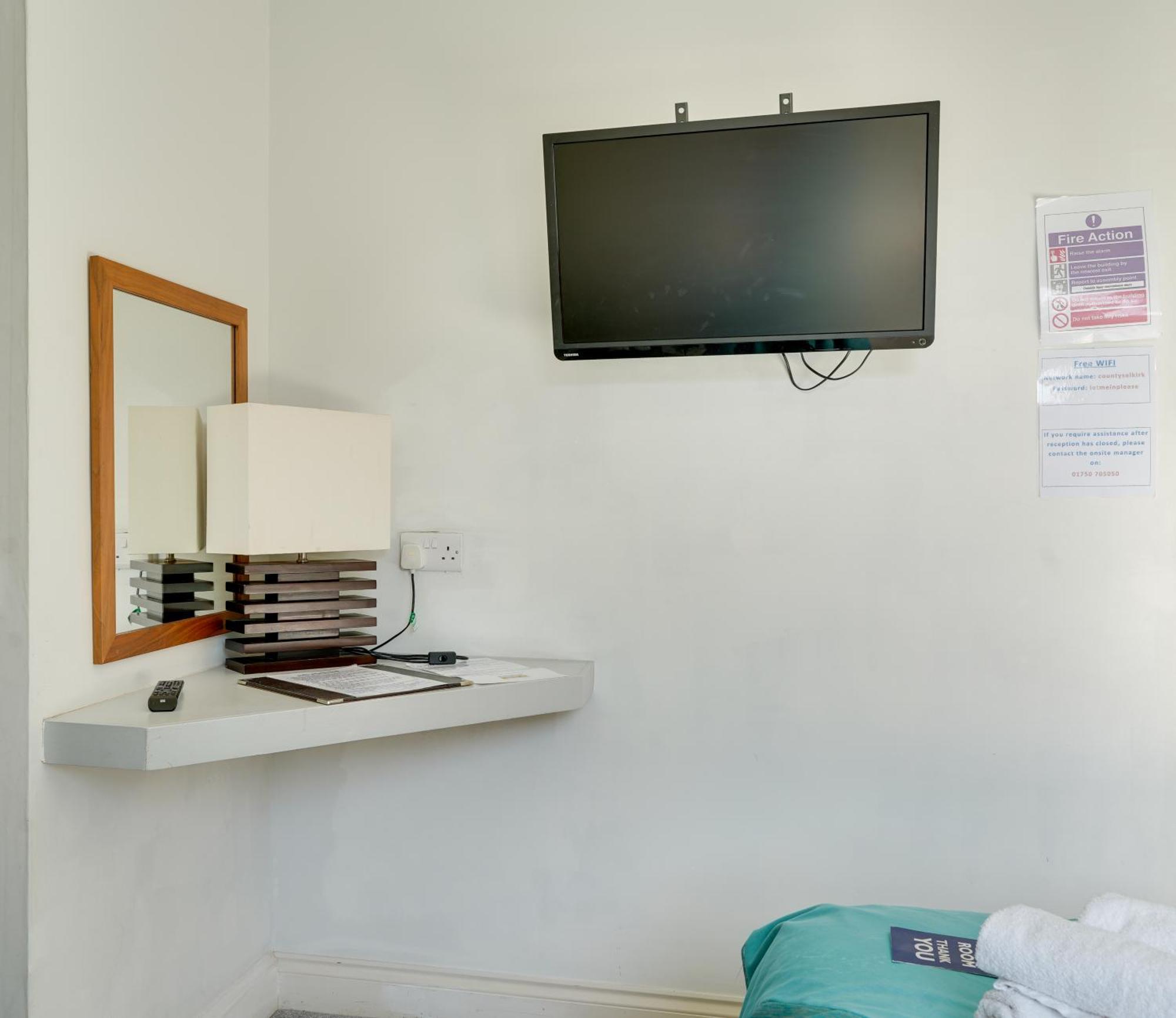 The County Hotel - Self Check-In, Ultra Fast Wi-Fi, Free Parking, Central Location Селкерк Екстер'єр фото